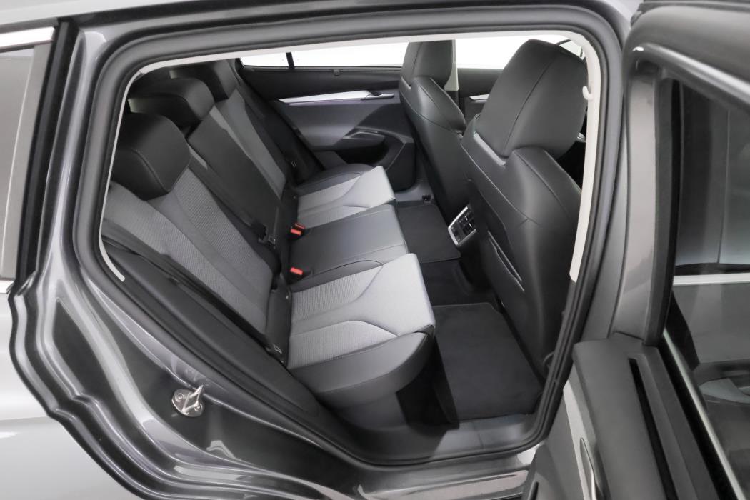 SKODA Enyaq 2026