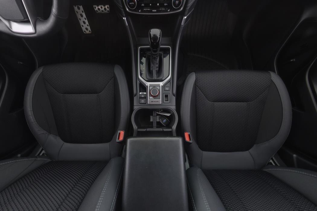 SUBARU Forester 2021