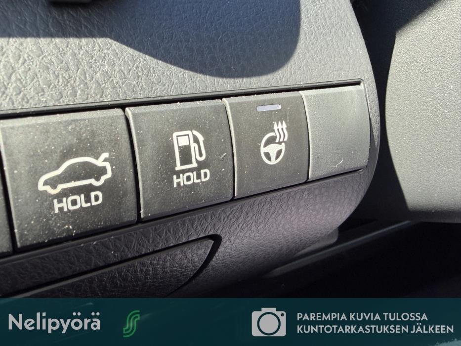 TOYOTA Camry 2024
