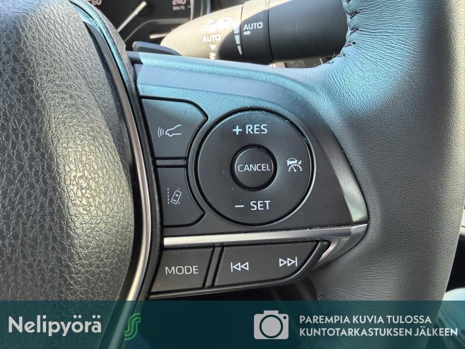 TOYOTA Camry 2024