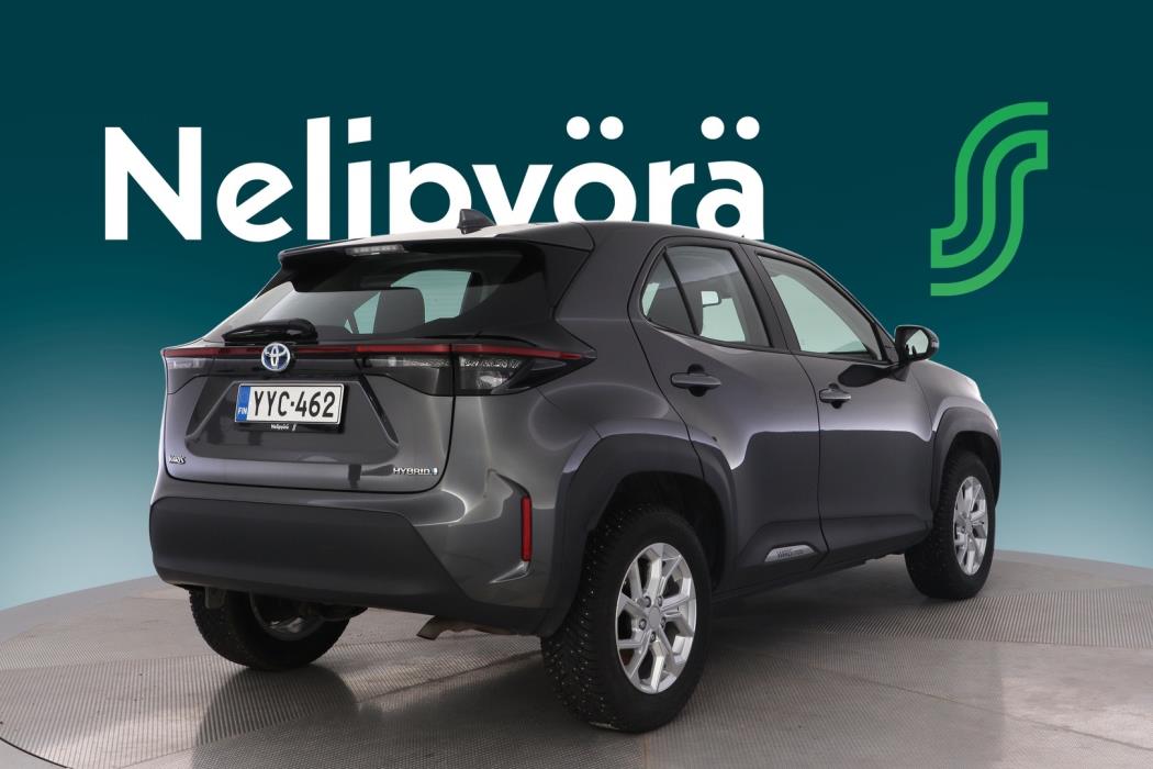 TOYOTA Yaris Cross 2024