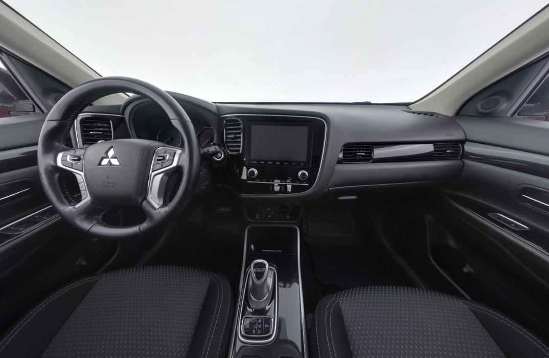 MITSUBISHI Outlander PHEV 2020