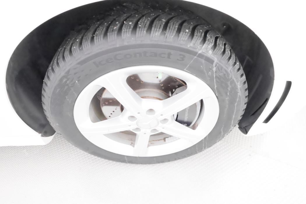 MERCEDES-BENZ A 2022