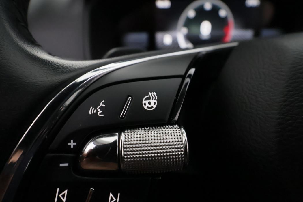 SKODA Karoq 2023