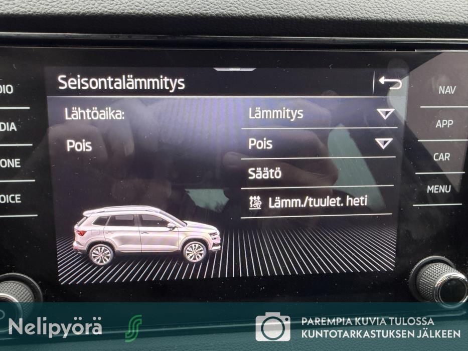 SKODA Karoq 2023