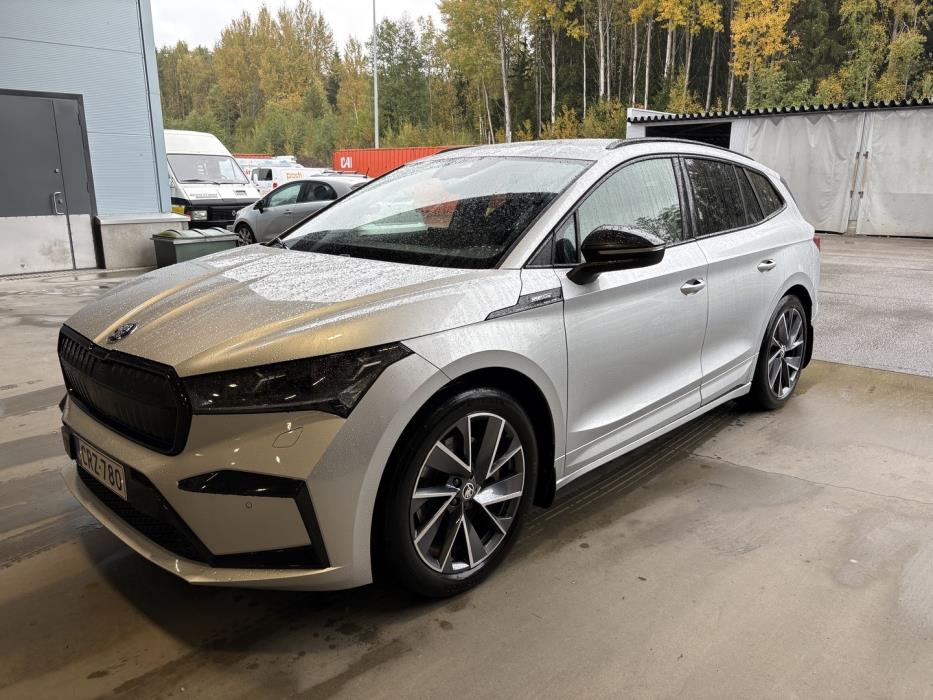 SKODA Enyaq 2024