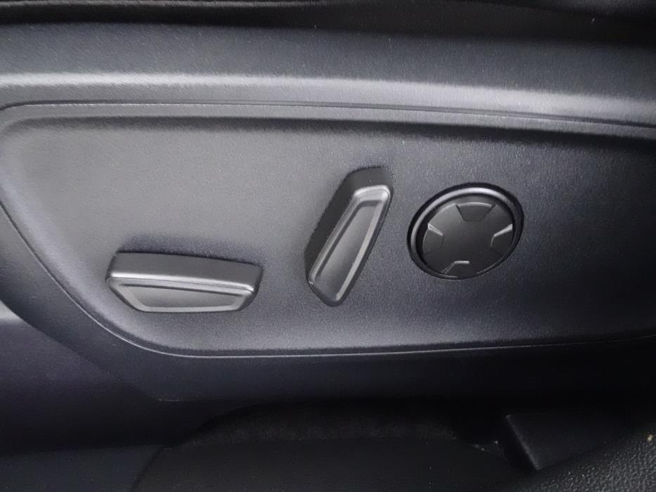 FORD Kuga 2024