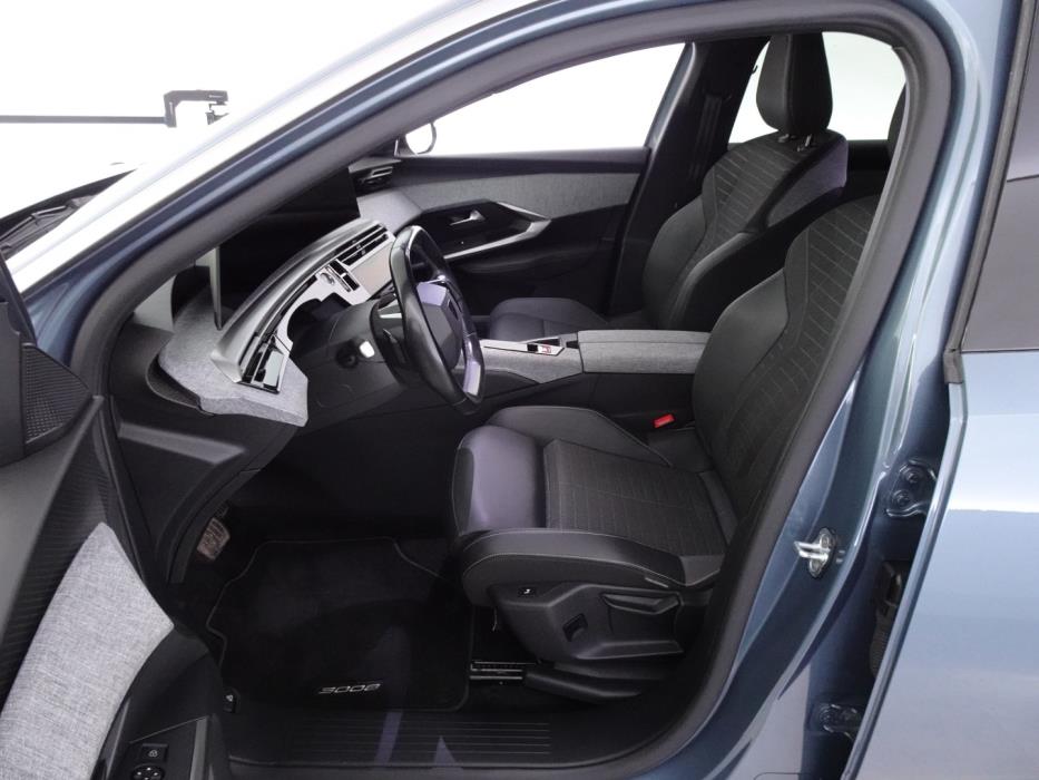 PEUGEOT 3008 2025