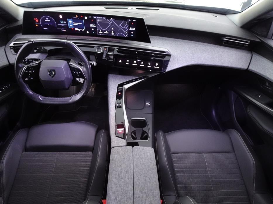 PEUGEOT 3008 2025