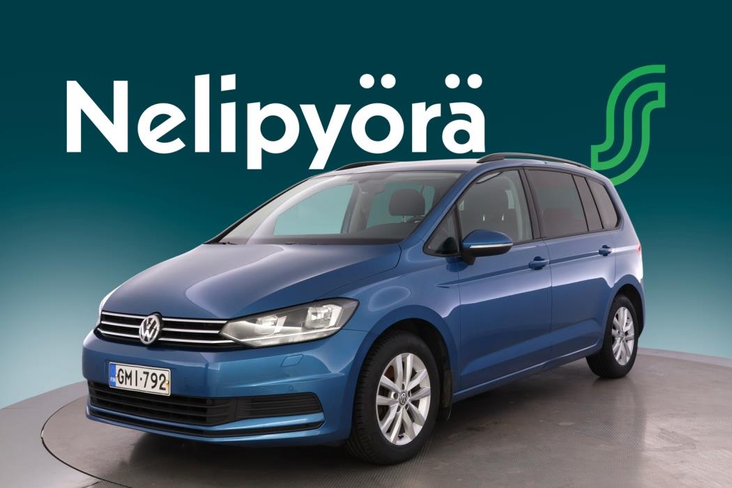 VOLKSWAGEN Touran 2016
