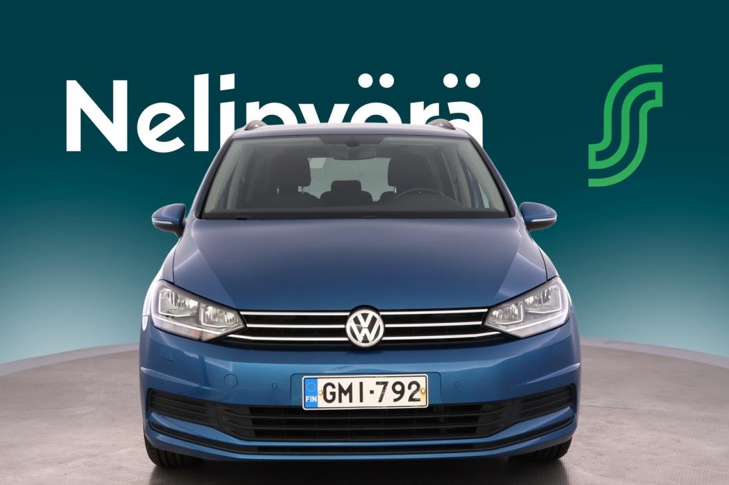 VOLKSWAGEN Touran 2016