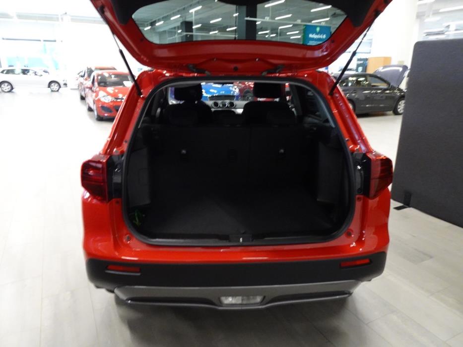 SUZUKI Vitara 2023