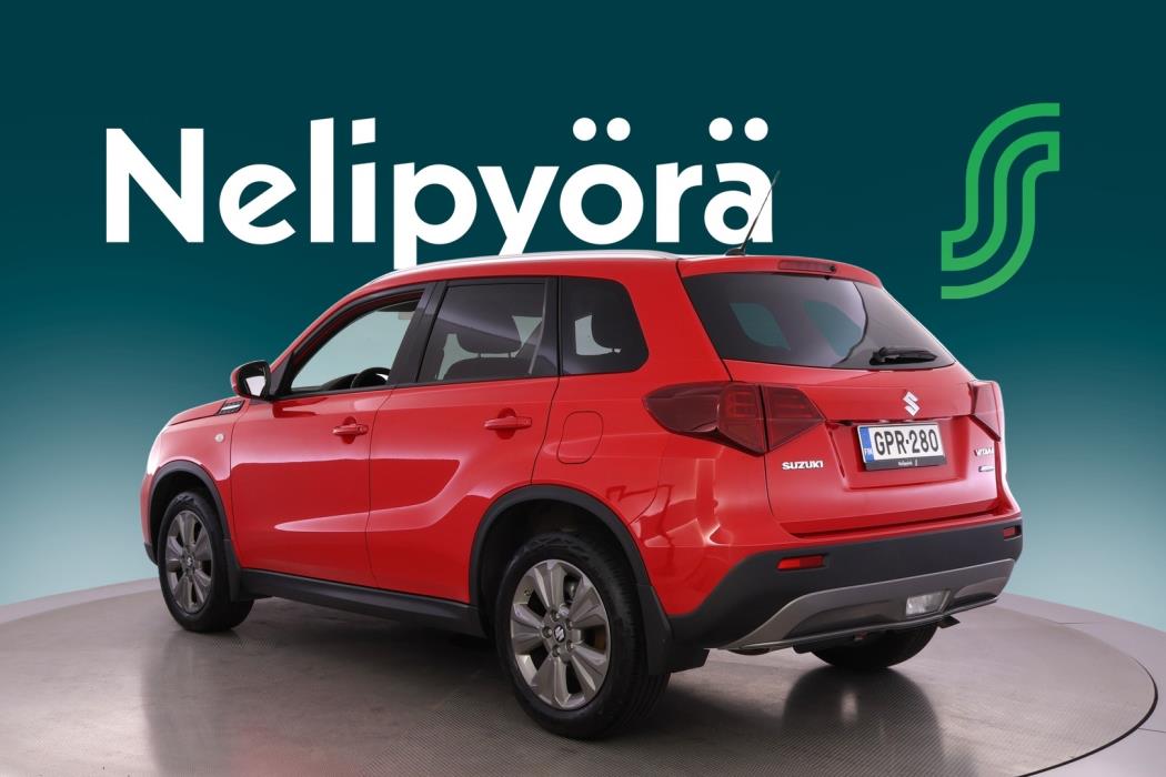 SUZUKI Vitara 2023