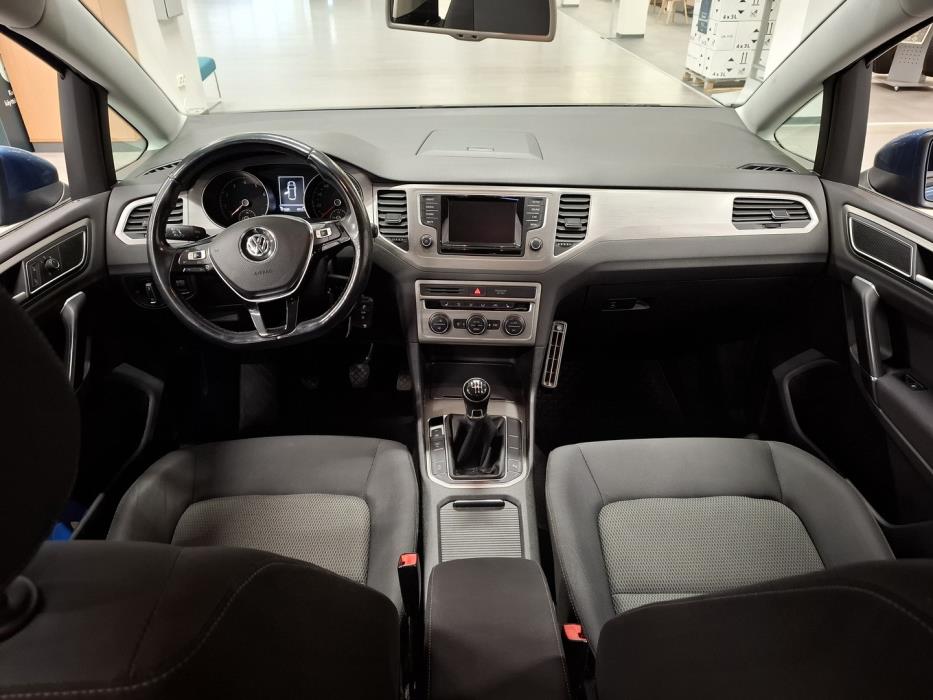 VOLKSWAGEN Golf Sportsvan 2014