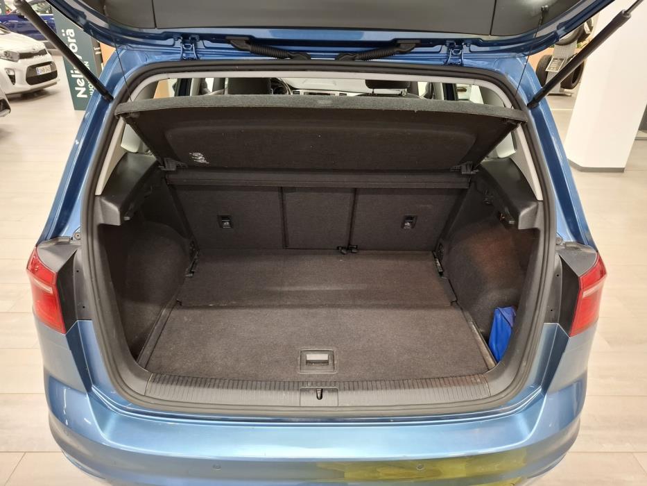 VOLKSWAGEN Golf Sportsvan 2014