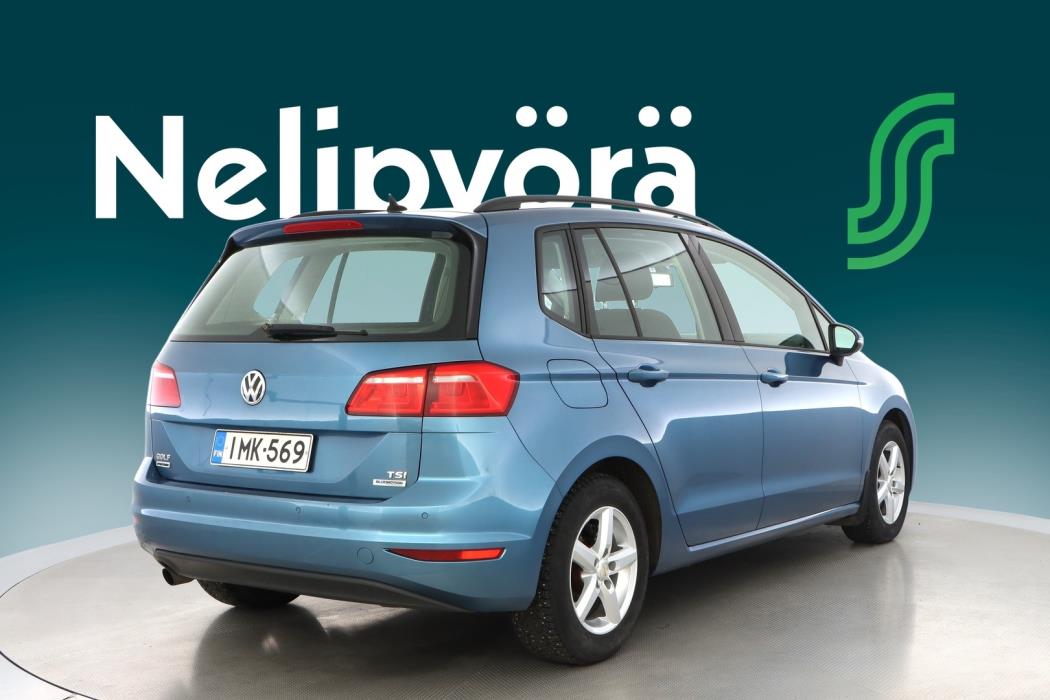 VOLKSWAGEN Golf Sportsvan 2014