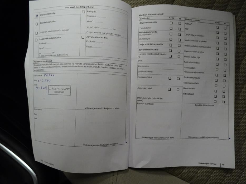 VOLKSWAGEN Polo 2011