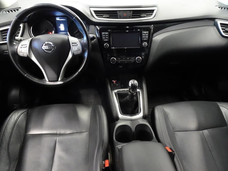 NISSAN Qashqai 2016