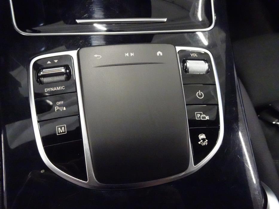 MERCEDES-BENZ GLC 2022