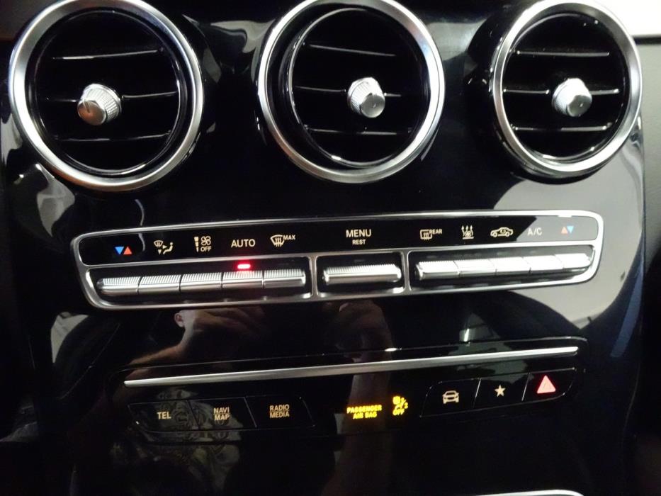 MERCEDES-BENZ GLC 2022