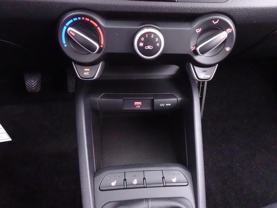 KIA Stonic 2024