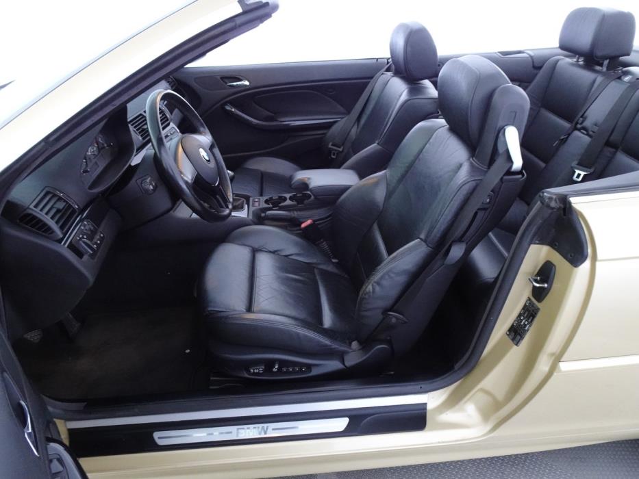 BMW 323 2000