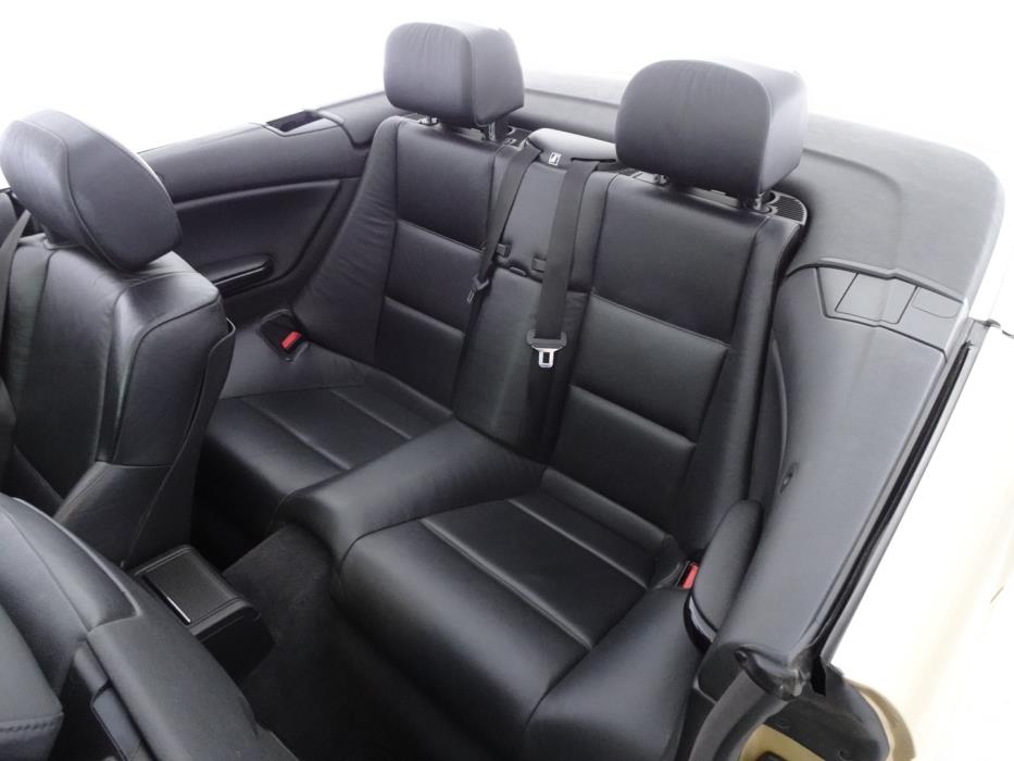 BMW 323 2000