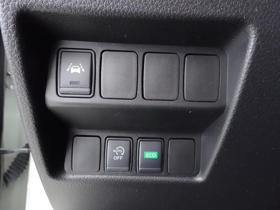 NISSAN Qashqai 2018