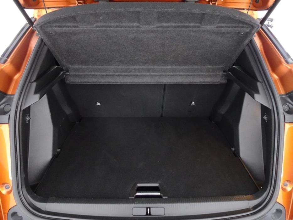 PEUGEOT 2008 2022