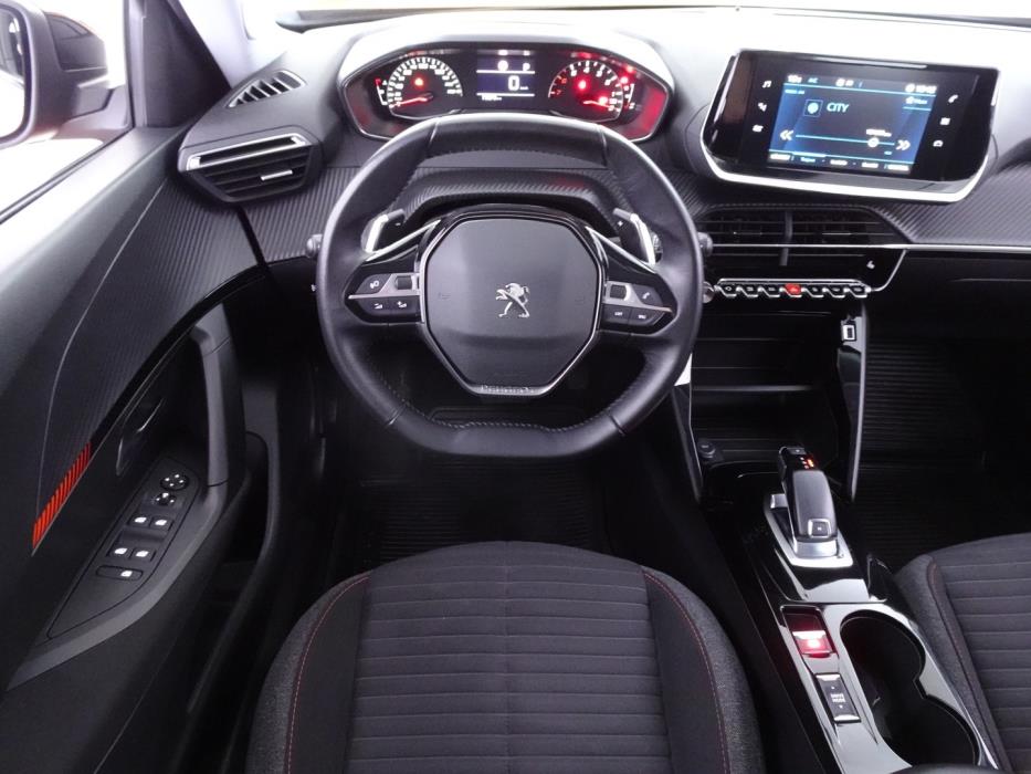PEUGEOT 2008 2022
