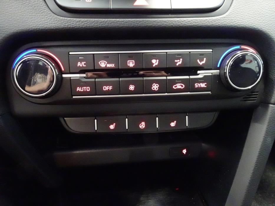 KIA XCeed 2024