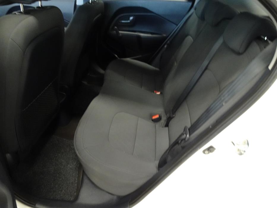 KIA Rio 2015
