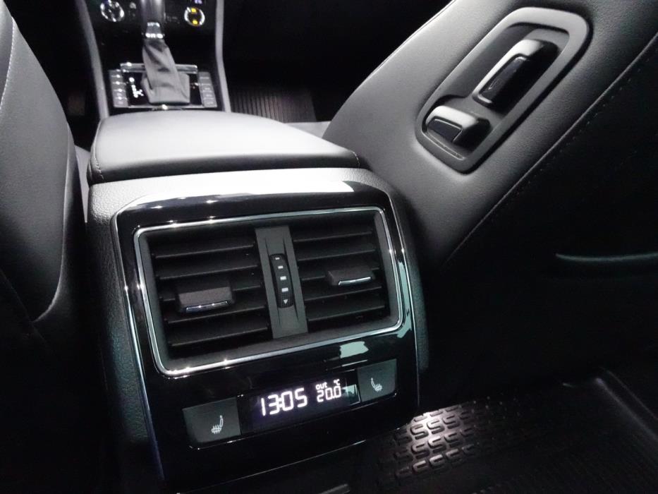SKODA Superb 2019