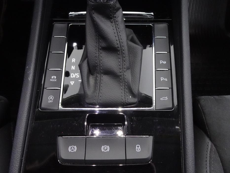 SKODA Superb 2019