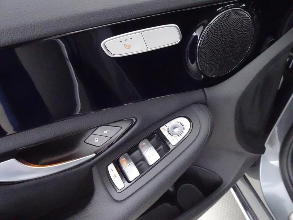 MERCEDES-BENZ C 2017