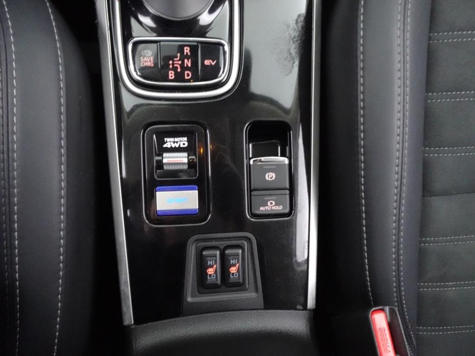 MITSUBISHI Outlander PHEV 2021