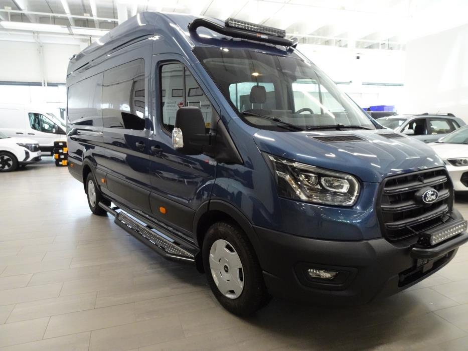 FORD TRANSIT 2025
