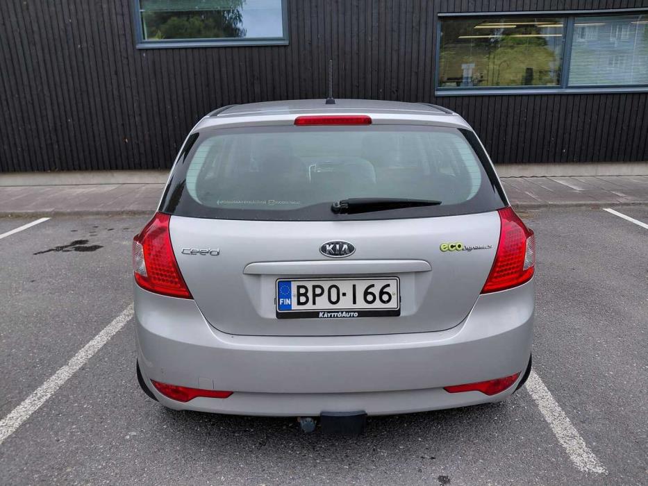 KIA cee'd 2012