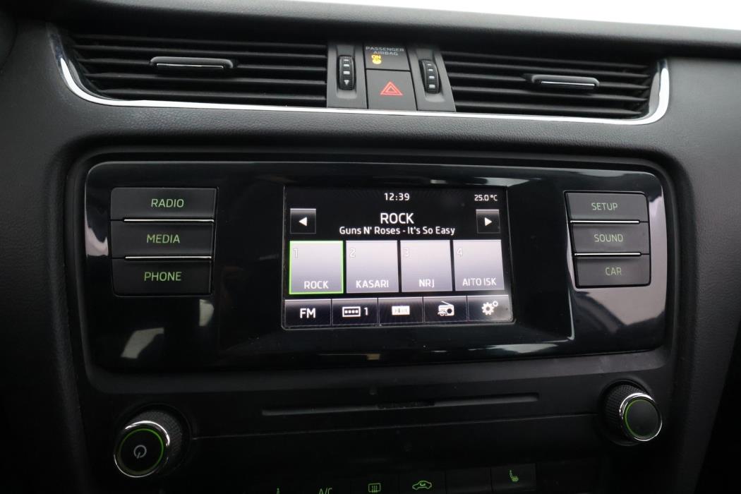 SKODA Octavia 2015