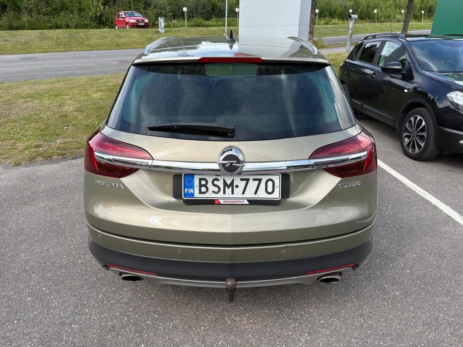 OPEL Insignia 2015