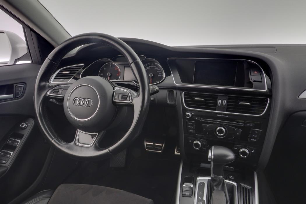 AUDI A4 2015