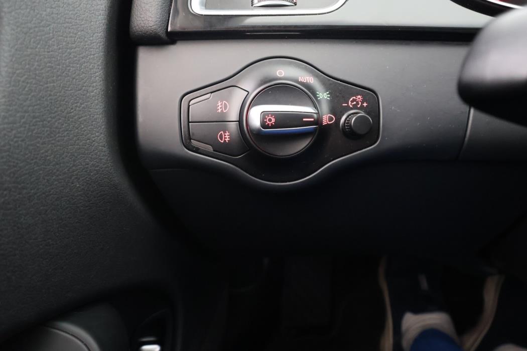 AUDI A4 2015