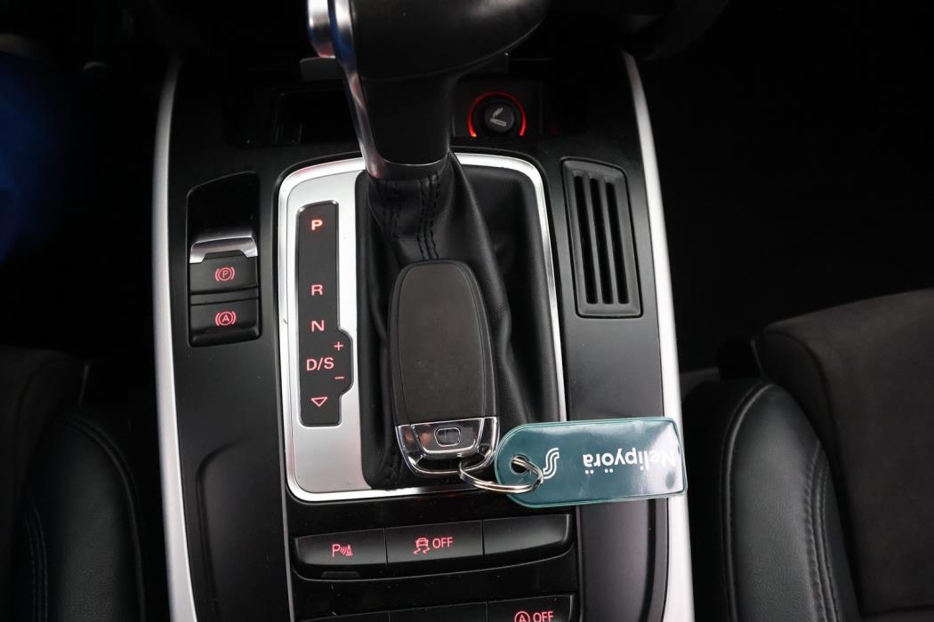 AUDI A4 2015