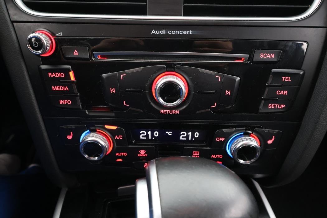 AUDI A4 2015
