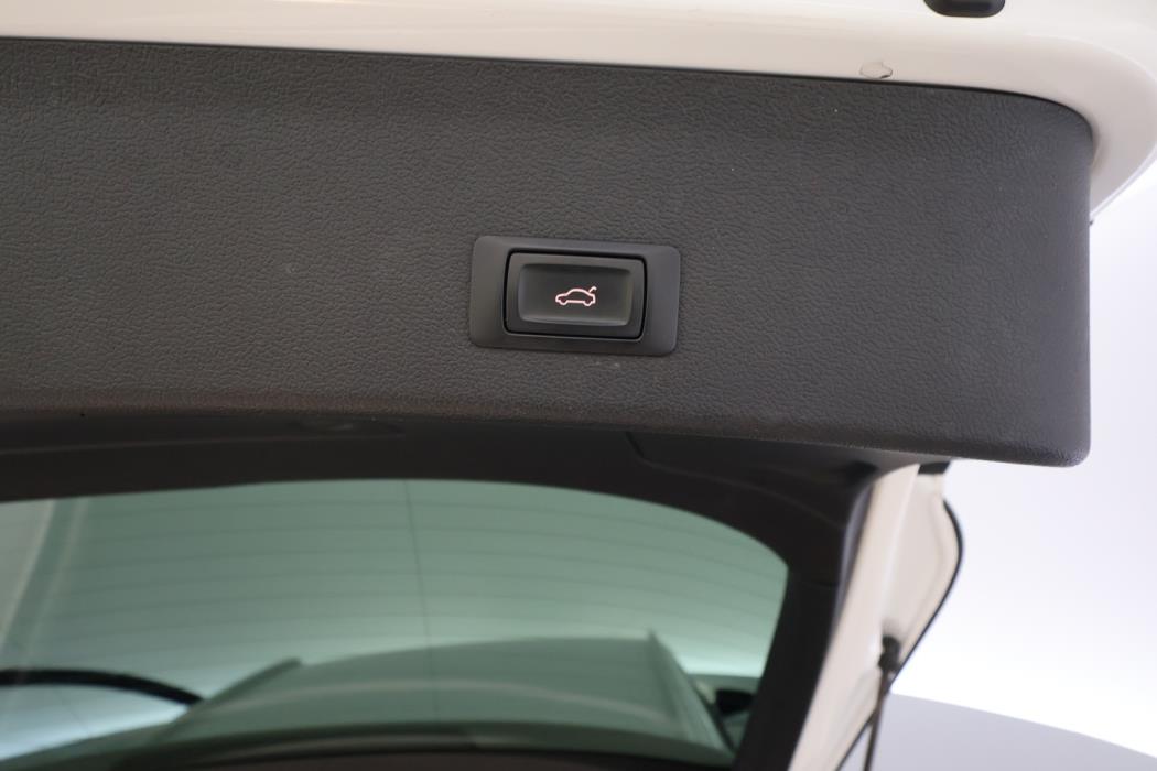 AUDI A4 2015