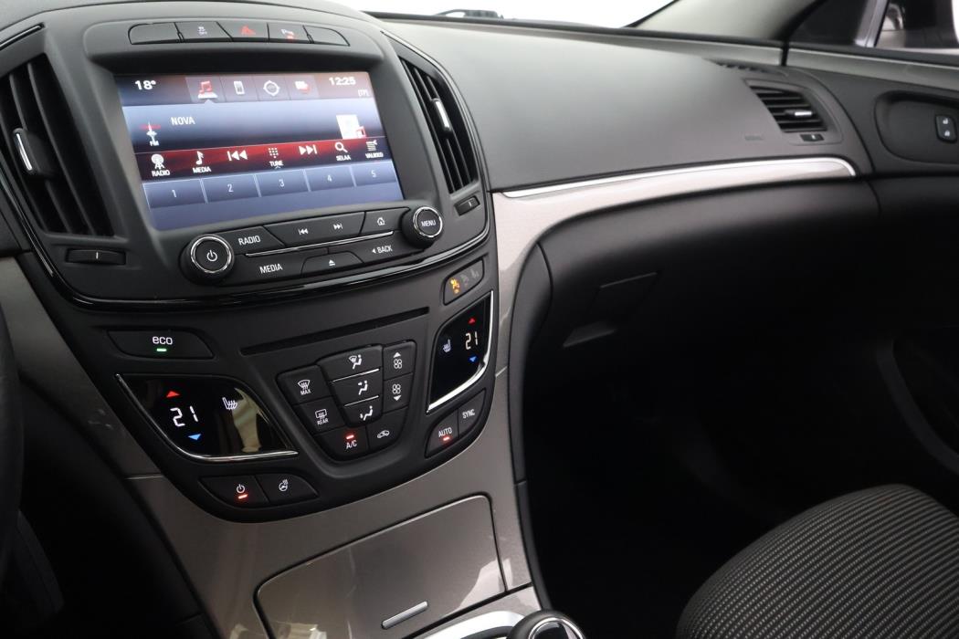 OPEL Insignia 2016