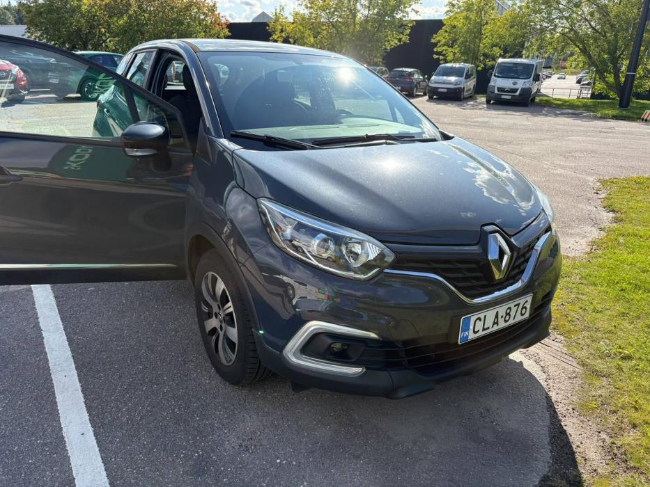 RENAULT Captur 2017