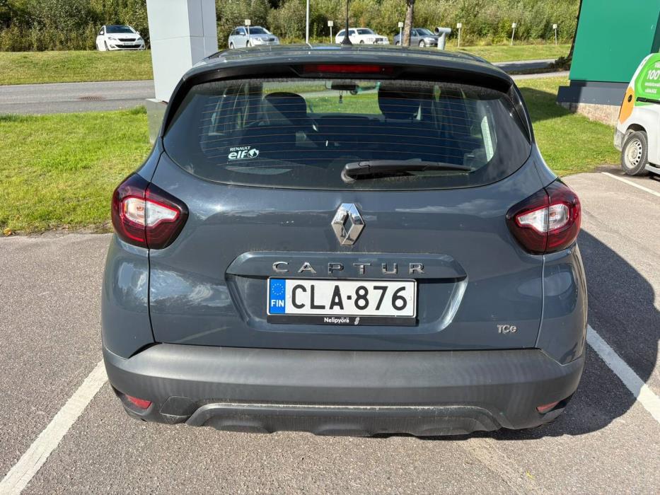 RENAULT Captur 2017