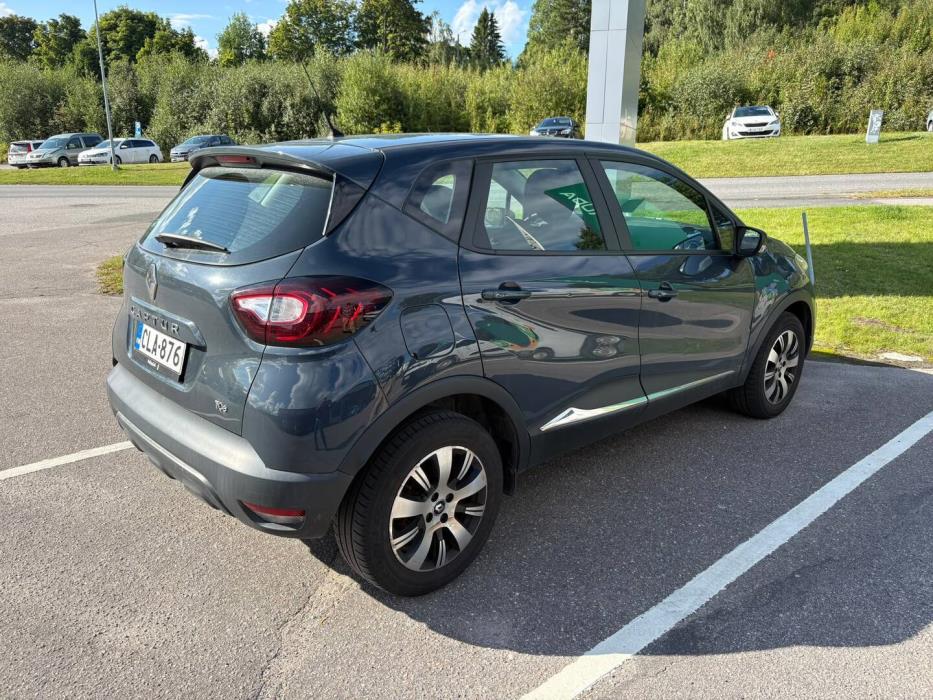 RENAULT Captur 2017