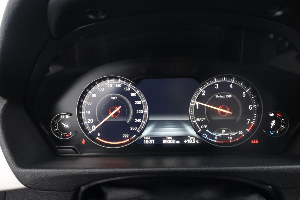 BMW 320 2019